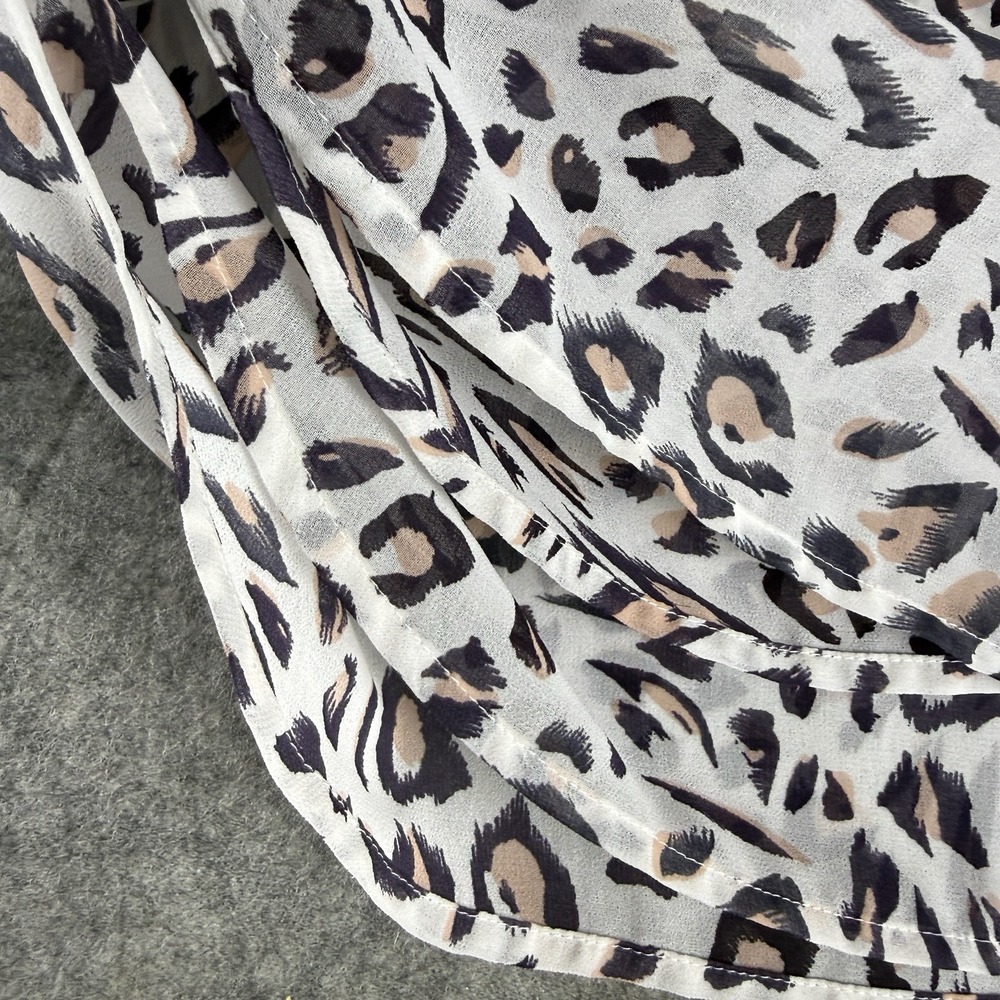 Cabi 5337 Womens White Sheer Gauzy Balloon Sleeve Leopard Print Blouse Top Sz L - Picture 3 of 6